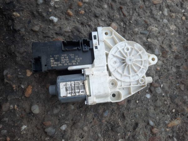 Motoras macara geam stanga fata 1137328124 Peugeot 407