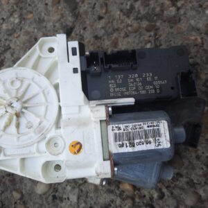 Motoras macara geam stanga 9662062180 / 1137328233 Peugeot 407 Coupe