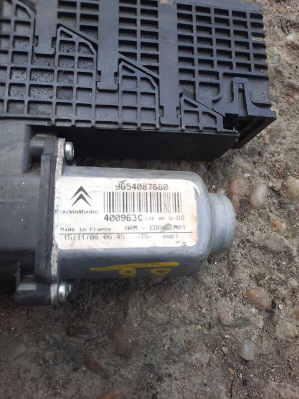 Motoras macara geam stanga fata 9654087680 Citroen C4 Picasso
