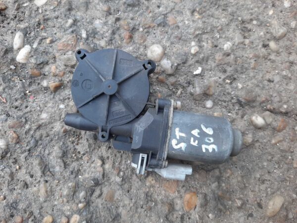 Motoras macara geam stanga fata Peugeot 306