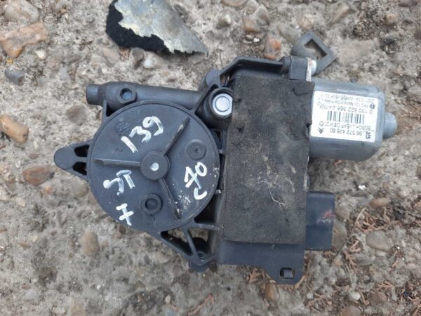Motoras macara geam 9657247680 stanga fata Peugeot 308 an 2009