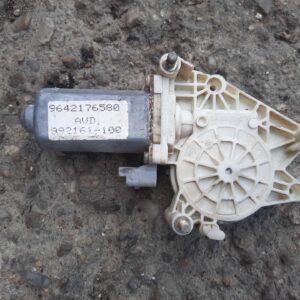 Motoras macara geam 9642176580 dreapta fata Peugeot 406 an 2003