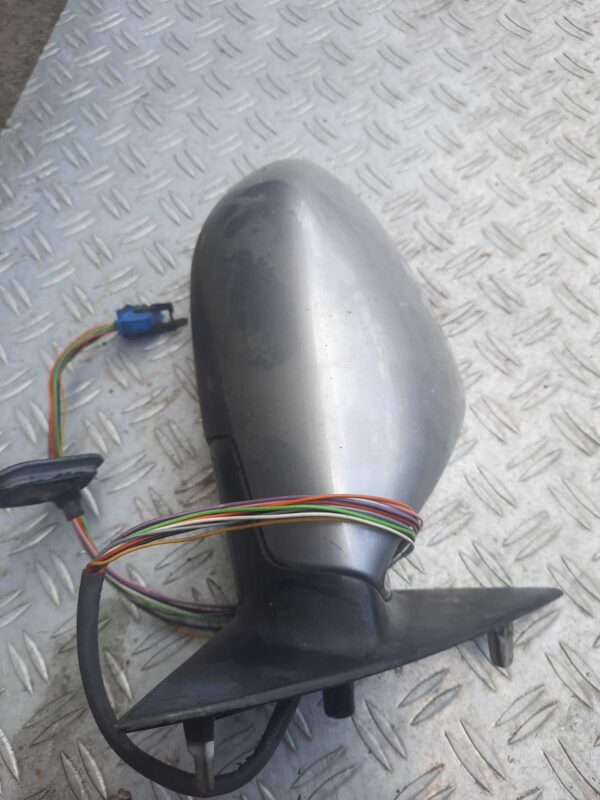 Oglinda dreapta electrica Peugeot 406 an 2003 (argintiu)
