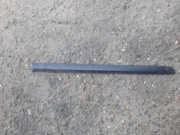 Bandou usa stanga fata Peugeot 308 Break