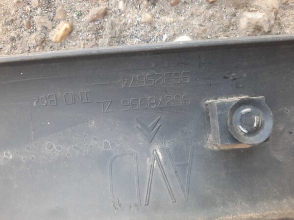Bandou usa dreapta fata Citroen C5 II an 2003