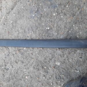 Bandou usa stanga fata Citroen C5 I an 2003
