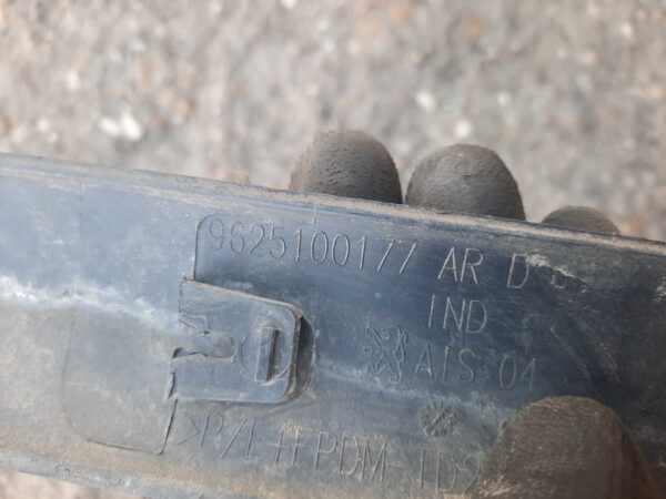 Bandou aripa stanga spate Peugeot 206 CC