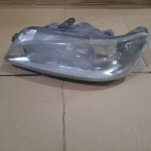Far stanga Peugeot 306 an 2000 [Anglia]