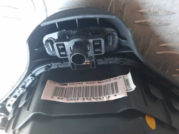 Airbag volan 96845302ZE Peugeot 5008 an 2010