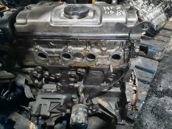 Motor fara anexe 1.6 8V, cod NFZ, compatibil cu Peugeot si Citroen