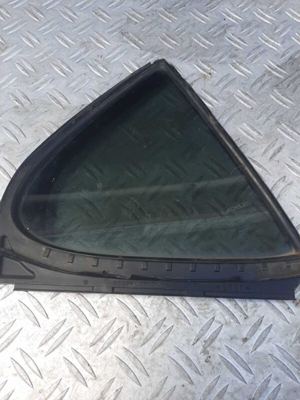 Geam triunghi dreapta spate 68188-53030 Lexus IS 250 an 2009