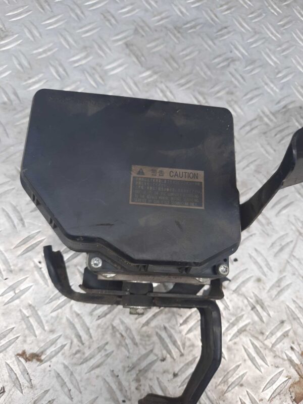 Pompa ABS 44540-53290 TH 133800-4870 2.5 benzina 208cp Lexus IS 250 2009