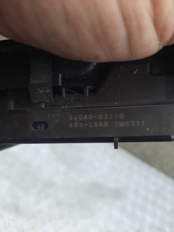 Panou comanda geam stanga fata 84040-53110 Lexus IS 250 an 2009