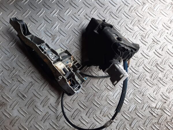 Broasca cu maner Peugeot 407 stanga spate