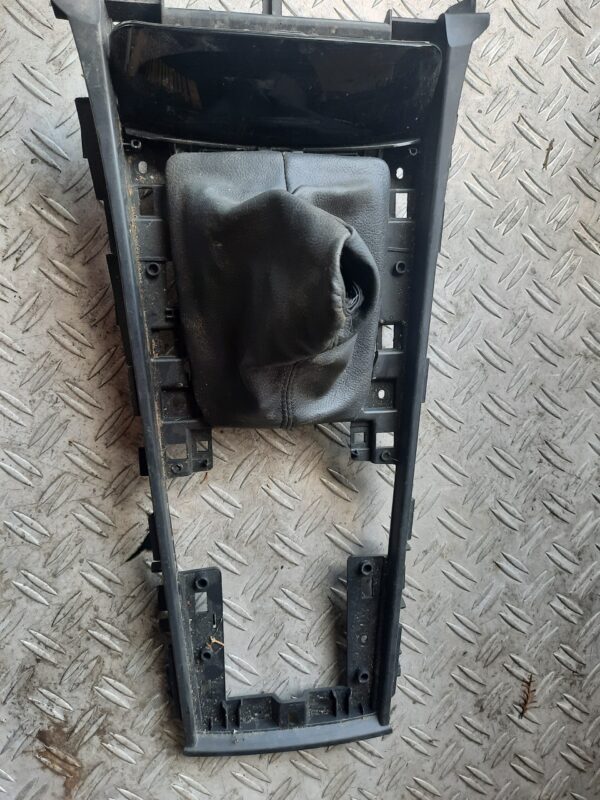 20230918_162839 Consola centrala Peugeot 508 2011-2014