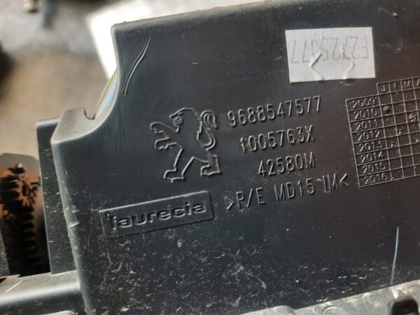 20230918_162857 Consola centrala Peugeot 508 2011-2014