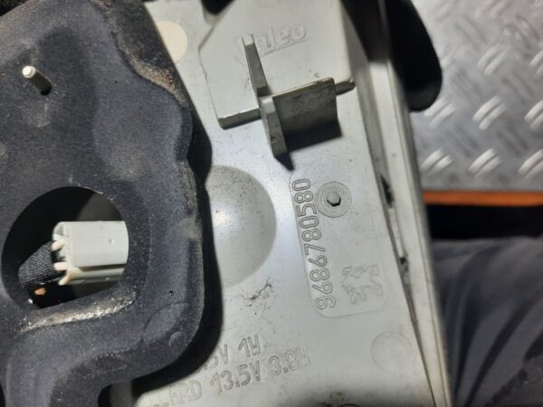 Stop stanga pe haion Peugeot 508 SW cod 9686780580