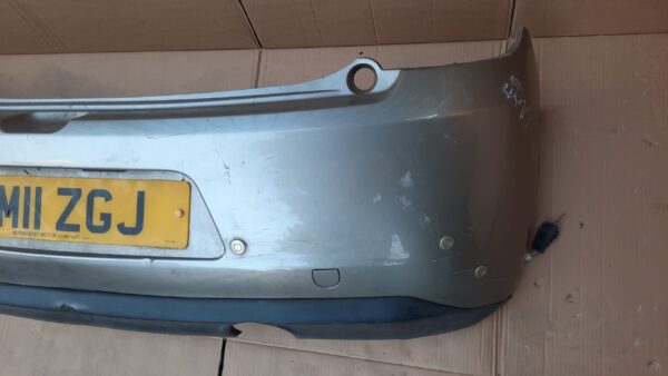 Bara spate Citroen c3 an 2011 culoare crem