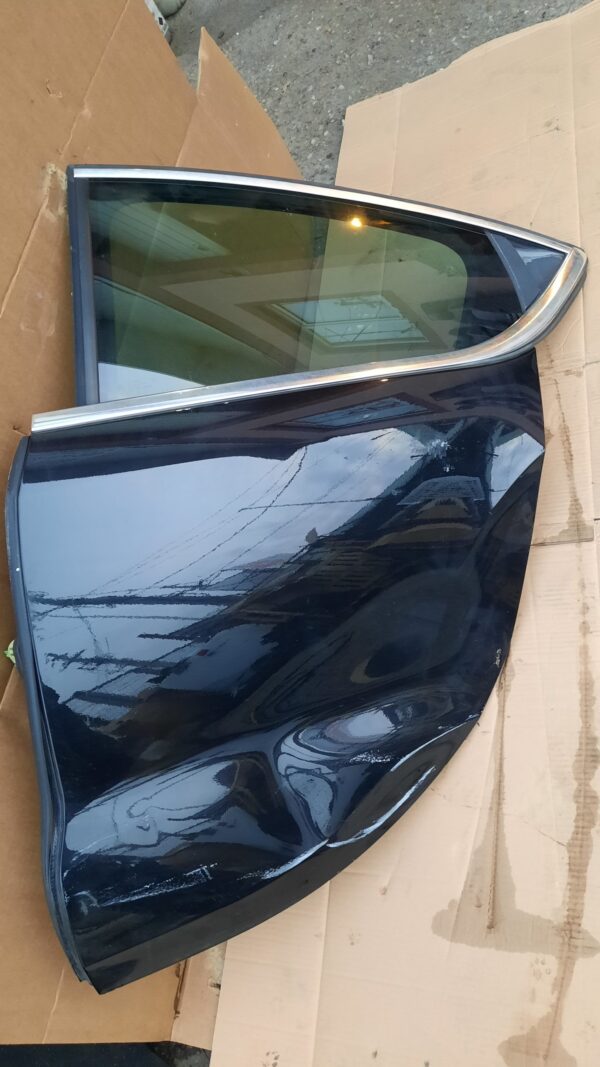 Usa portiera stanga spate Citroen Ds4 an 2014 culoare negru