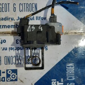 20231109_114718 Rezistenta trepte electroventilator Citroen Ds4 cod 9668508980
