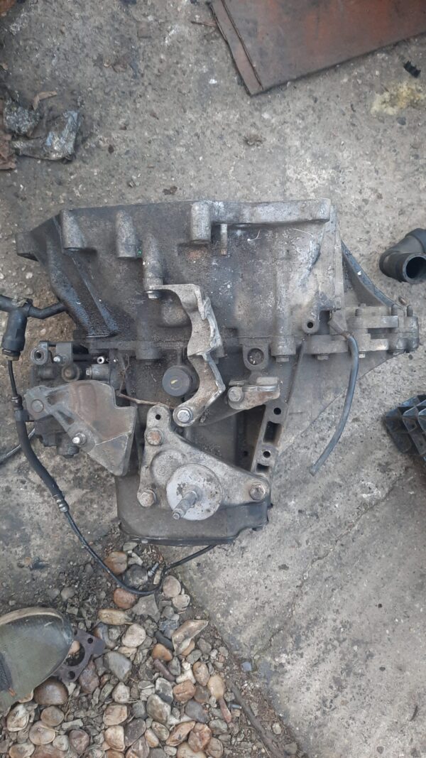 20231121_160600 1 Cutie viteze manuala Peugeot 308 GT cod motor 5FY 174CP 1.6 THP 2008-2014 COD 20EA05