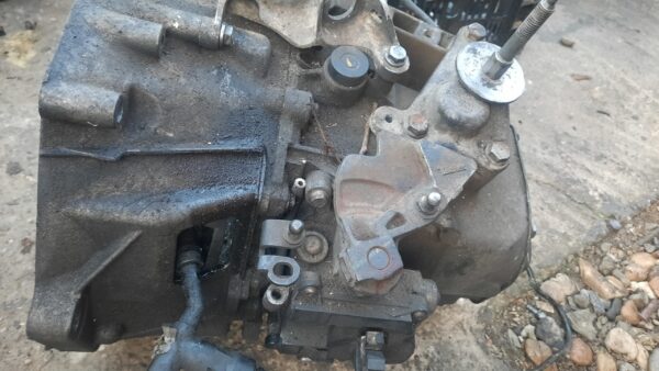 20231121_160622 1 Cutie viteze manuala Peugeot 308 GT cod motor 5FY 174CP 1.6 THP 2008-2014 COD 20EA05