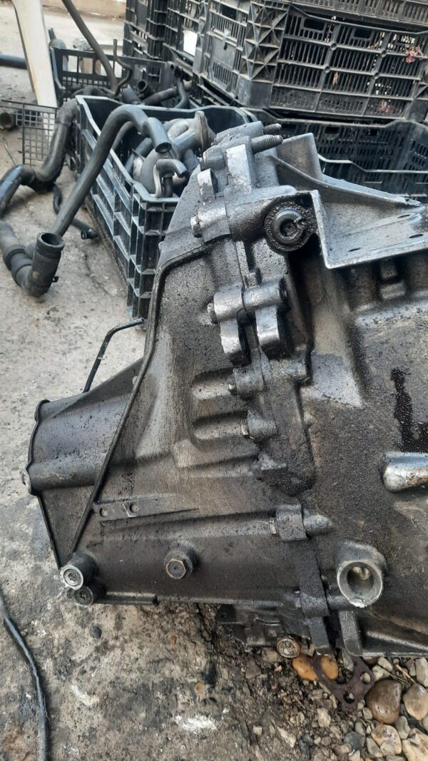 20231121_160707 1 Cutie viteze manuala Peugeot 308 GT cod motor 5FY 174CP 1.6 THP 2008-2014 COD 20EA05