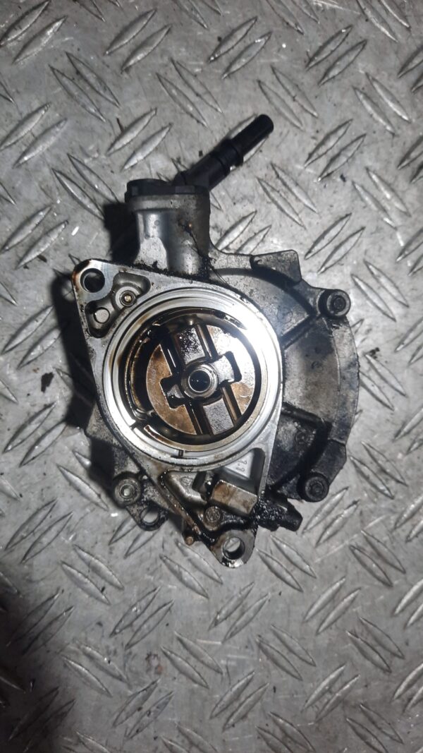 Pompa vacuum  1.6 16v THP benzina turbo GT 174CP 5FY