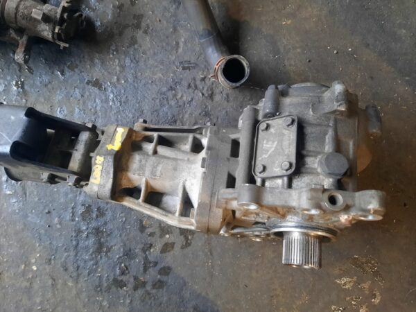 Cutie de transfer grup fata Peugeot 4007 4x4 2.2 hdi cod motor 4HN