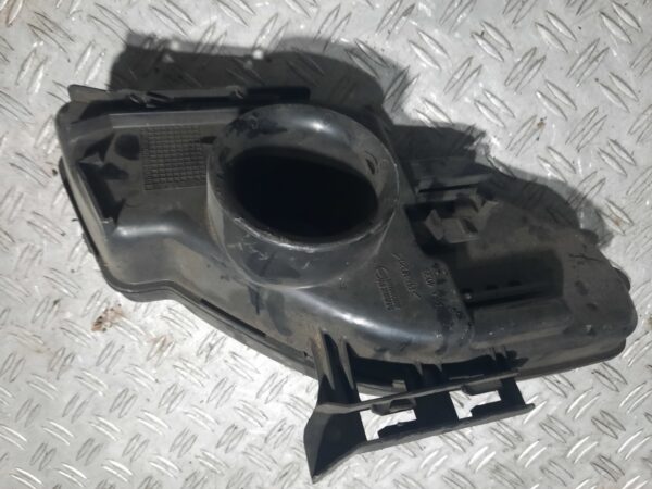 Rezonator aer Peugeot 308 1.6 Benzina turbo  5FX 5FV  2009 Cod : 9656237980