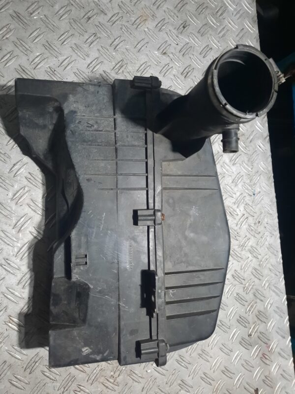 Carcasa filtru aer, cod 9680062180, Peugeot, 1.4 benz, KFV KFW 8 Valve
