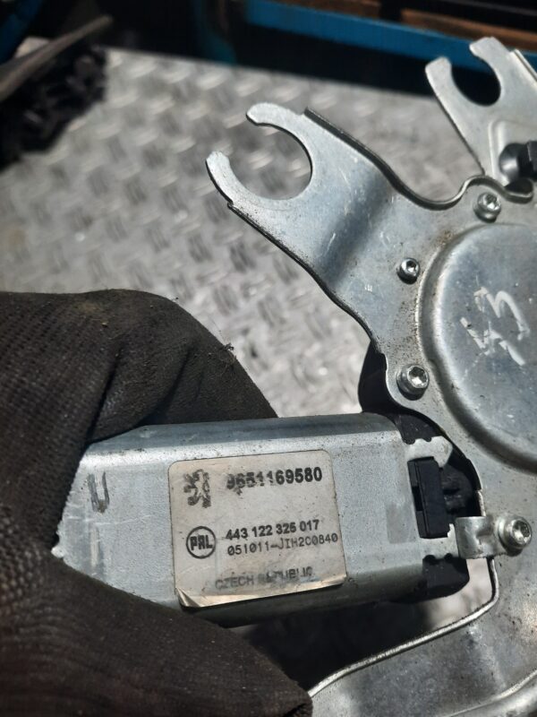 Motoras stergator haion Peugeot 206 2003-2009 9651169580
