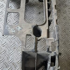 Suport bara aripa stanga spate peugeot 407 sw cod 9647553780