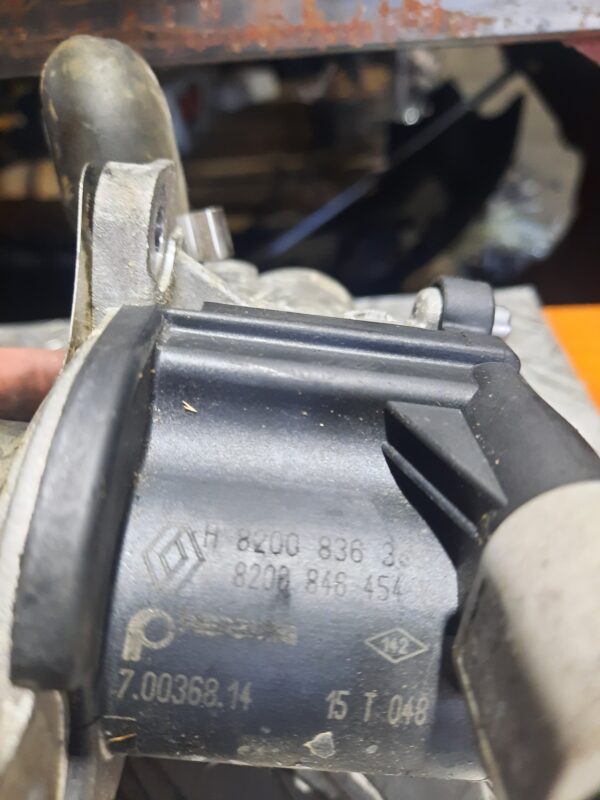 Supapa Valva EGR Dacia Dokker 1.5 DCI 2012 - 2018 Cod H8200836385 8200846454