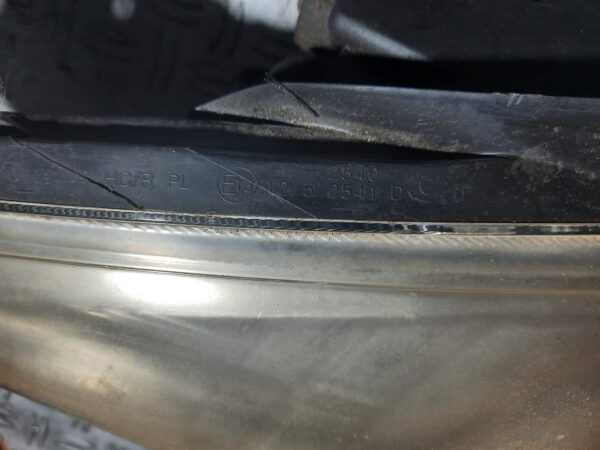 far stanga hyundai Amica an 2006 cod 02A011A00