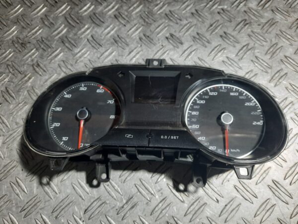 Ceas bord instrumente bord Seat Ibiza cod 6J0920804M 6J0920 804M an 2012 Ceas bord instrumente bord Seat Ibiza cod 6J0920804M 6J0920 804M an 2012