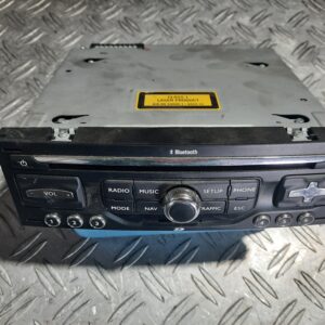 Unitate Radio Cd Navigatie Peugeot Citroen cod 96751717xt an 2011 Unitate Radio Cd Navigatie Peugeot Citroen cod 96751717xt an 2011