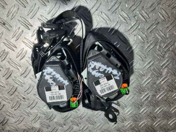 Set centuri siguranta fata Mercedes Vito Sprinter W906 an 2013 cod 601384100