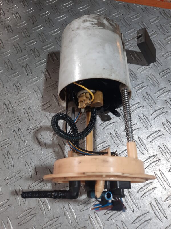 Pompa combustibil VW Golf 5  Audi A3 8P cod 1K0919050J