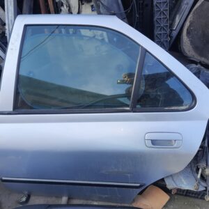 20240221_151920 Usa completa Peugeot 406 stanga spate argintiu cu bandou cromat an 2004