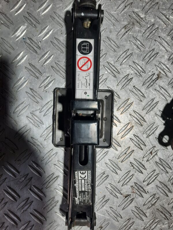 Cric original Fiat Punto cod 502C2602