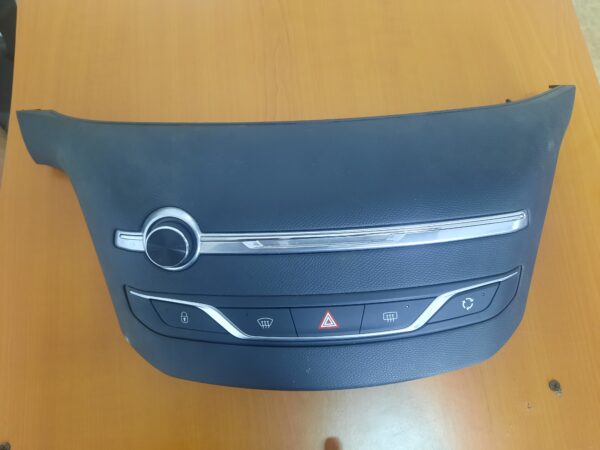 Comanda radio buton avarie panou bord peugeot 308 an 2017 cod 96777660zd