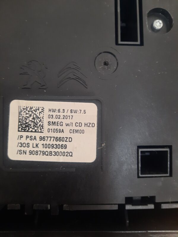 Navigatie completa panou bord unitate navigatie si display Peugeot 308 II An 2014-2018