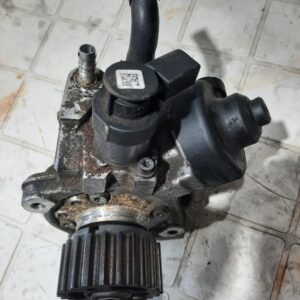 Pompa de injectie cu regulator 2.0 TDI VAG EURO 5 cod 0445010514 03L130755D