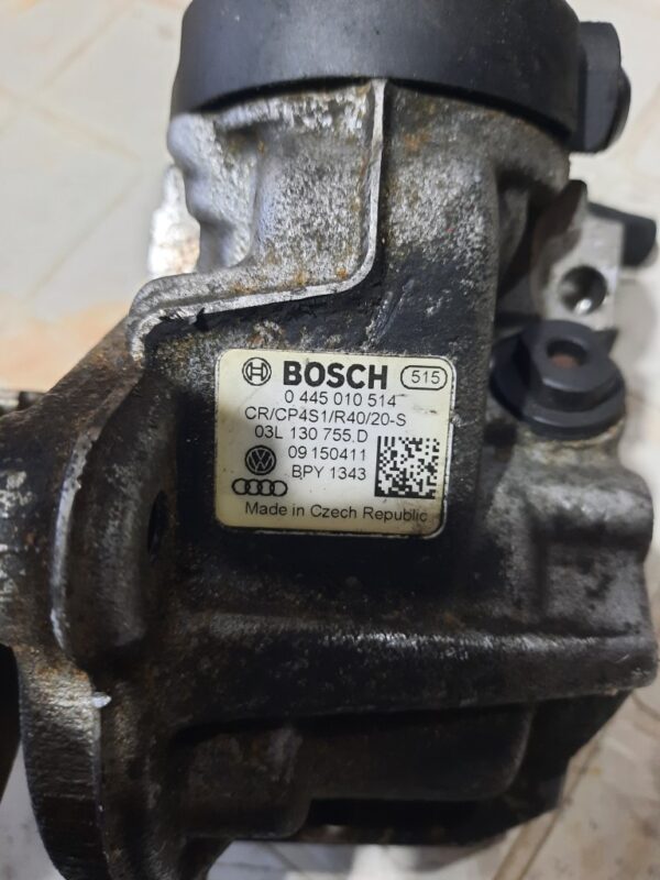 Pompa de injectie cu regulator 2.0 TDI VAG EURO 5 cod 0445010514  03L130755D
