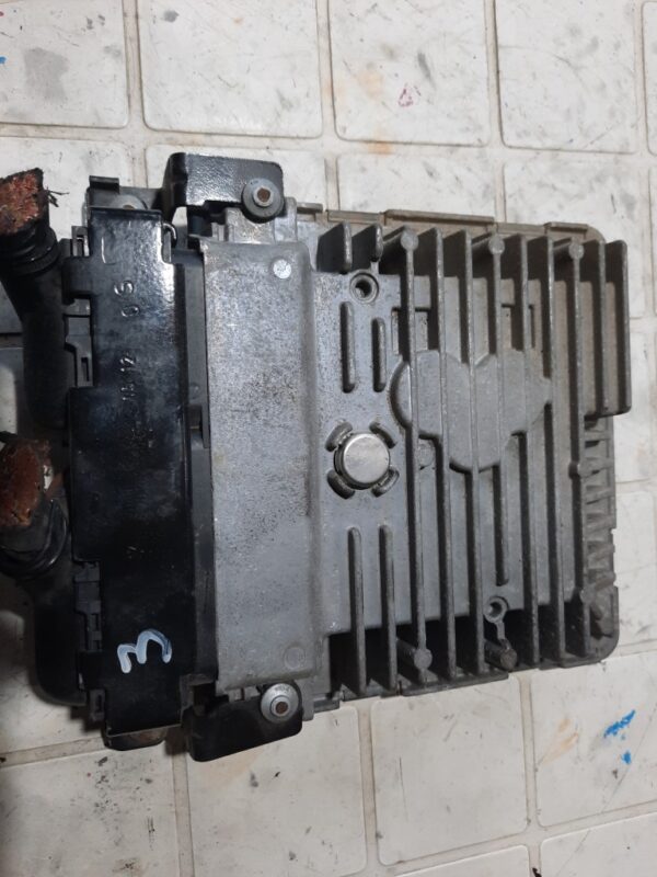 ECU calculator motor Skoda Rapid Octavia Fabia cod 03L906023LN