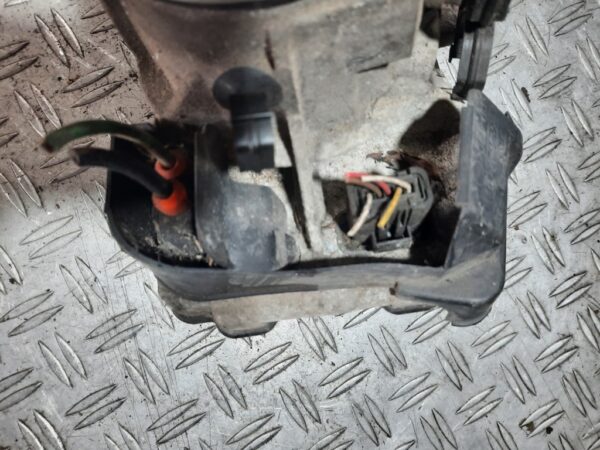 Pompa servodirectie  Peugeot 3008 308 5008 cod 9686207180