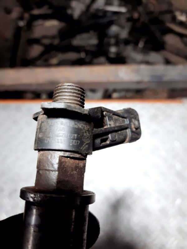 Injector Nissan X-Trail Cod 0445115007