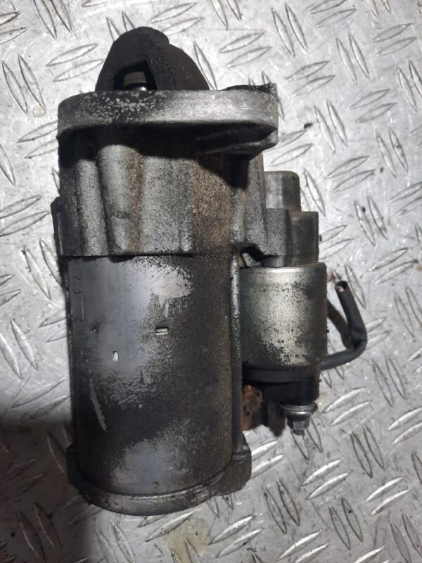 Electromotor Nissan Renault Dacia 1.5 Motorina 2010-2016 cod 233004868R