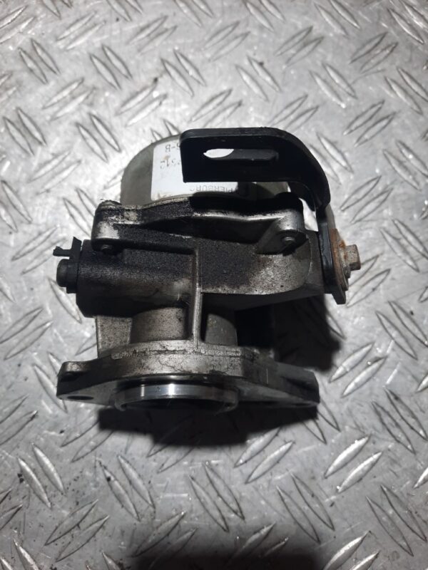 Pompa Vacuum Dacia Renault Nissan 1.5 dci cod 8201005306